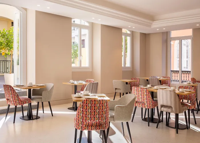 Hôtel Apollinaire Nizza